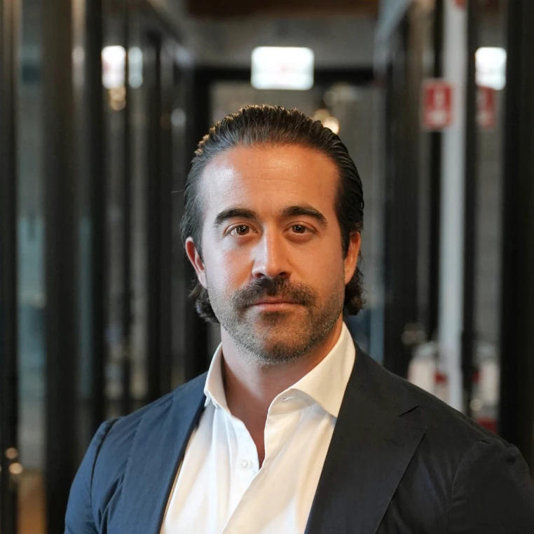 Nicholas Crown's headshot